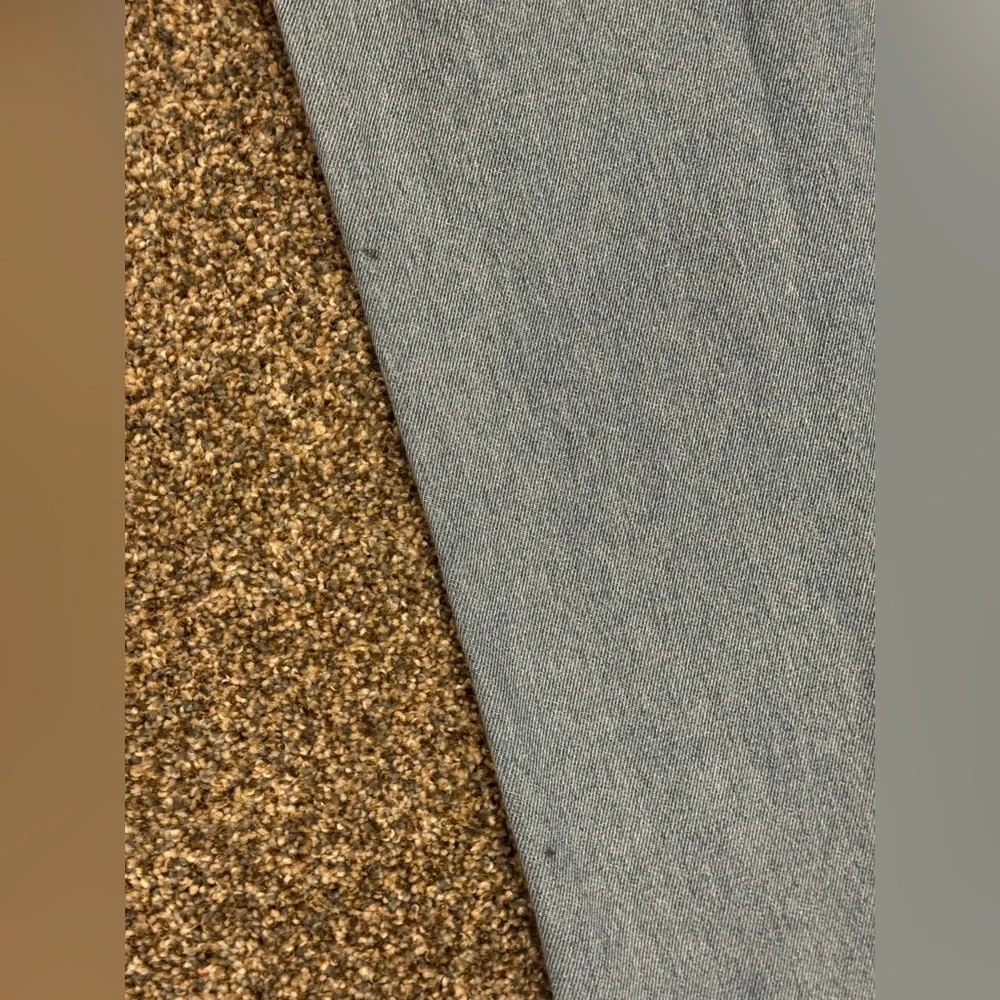 Hollister Light Blue Women Jeans Ultra High Rise Baggy size 4R/27R inseam 30” - Picture 9 of 12